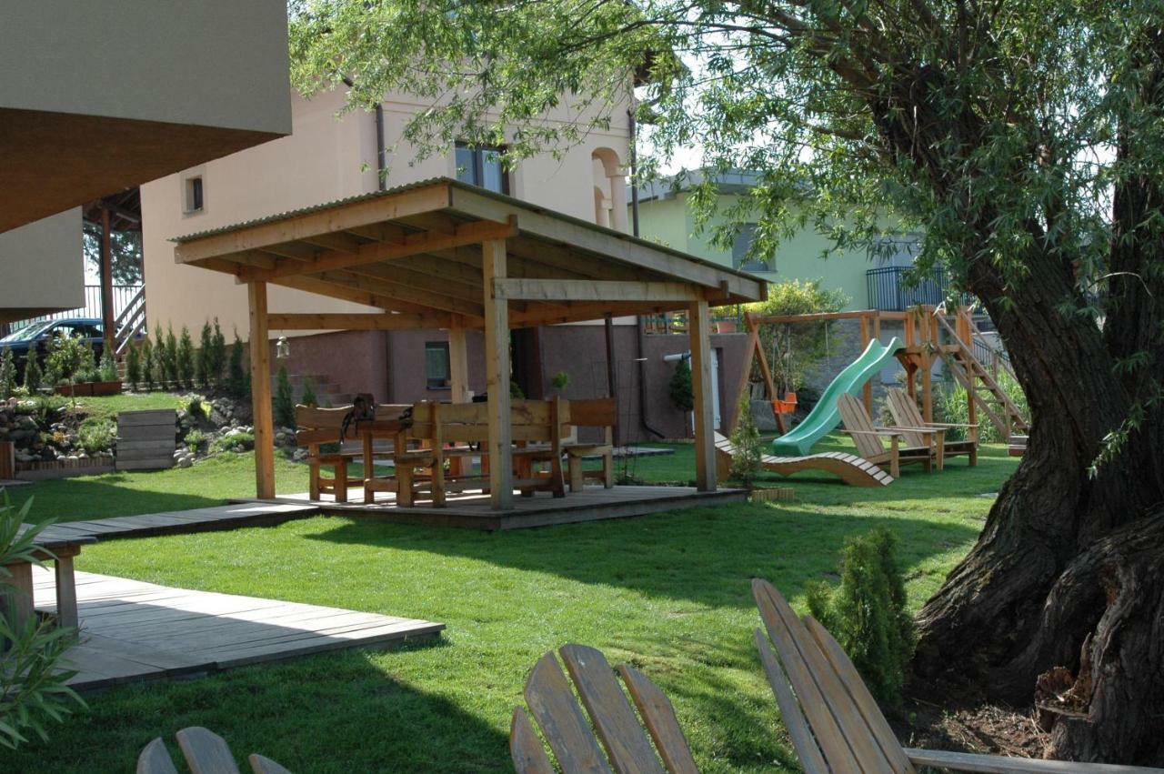 Ferienwohnung Apartman Timea Dunajská Streda Exterior foto